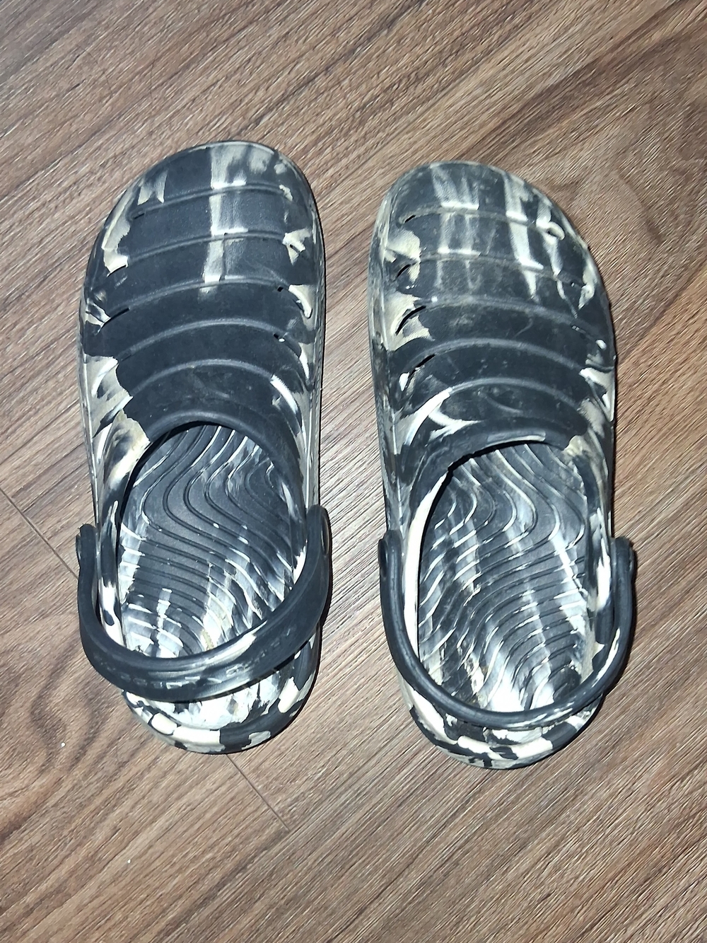 Kids Black and Cream Marbled Slip-On Sandals with Back Strap